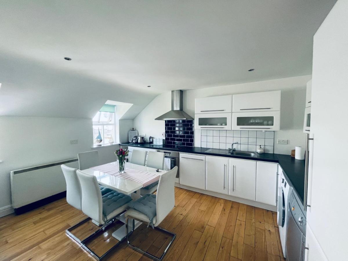 Ballina Town Centre Duplex Apartment Екстер'єр фото